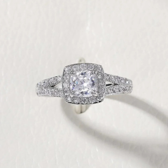 🌸NEW LUXURY 14K WHITE GOLD SQUARE GEM DIAMOND ENGAGEMENT RING FOR WOMEN, K774 - Picture 6 of 6